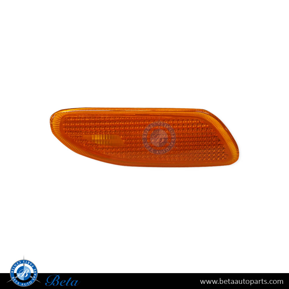 Right Side Front Bumper Reflector for Mercedes C-Class W203 2001-2007 models, Part Number 2038200821 Right Side Front Bumper Reflector for Mercedes C-Class W203 2001-2007 models, Part Number 2038200821